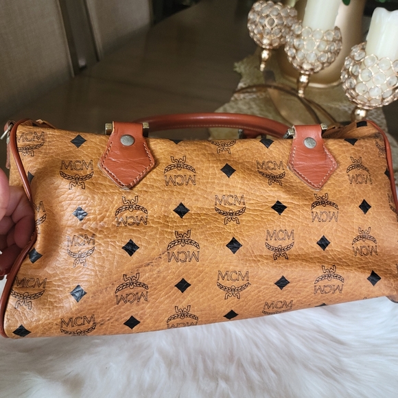 100% Authentic vintage MCM congnac Boston bag - Picture 15 of 15